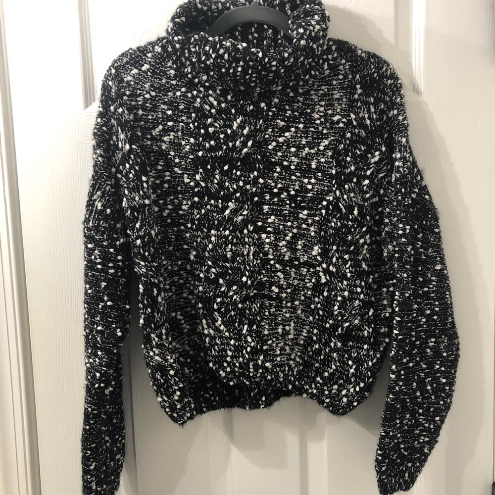Black and white puffy sweater